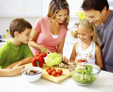 Family-in-Kitchen_iStock