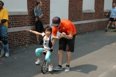 Learn-to-Ride-NYC-Uni-Fest-2011_photo-cred-Keith-N_6331