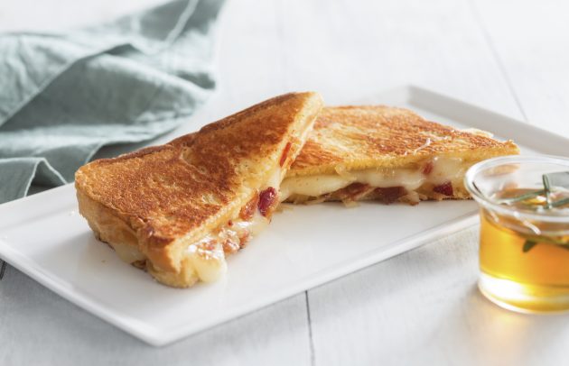 The Yummiest Grilled Cheese Recipe For Fall – New York Family