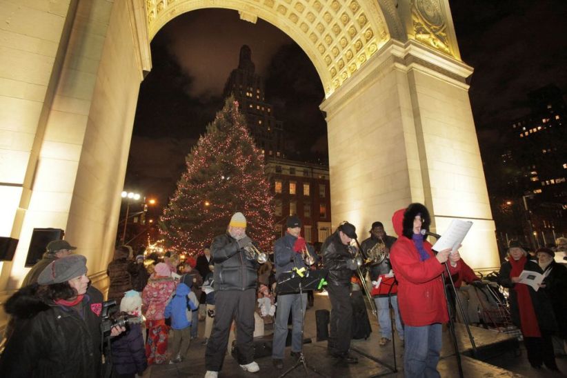 Christmas Eve Caroling In Washington Square Park