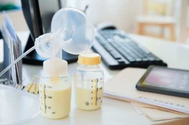 01-breast-pump-office.w710.h473.2x