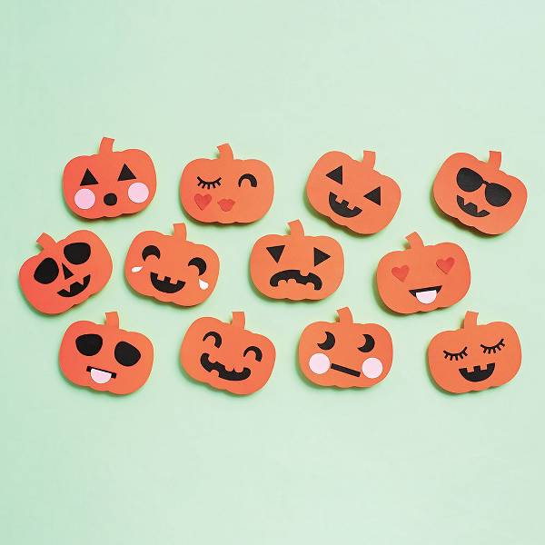 Paper Source Emoji Pumpkin Kit