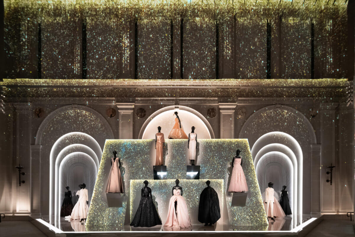 Dior exhibition tickets on hotsell the day