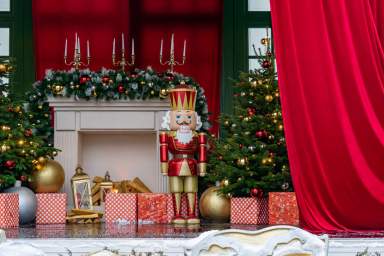 George Balanchine's The Nutcracker Hits New York City Ballet