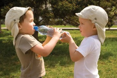 Boys-Sharing-Water-Bottle