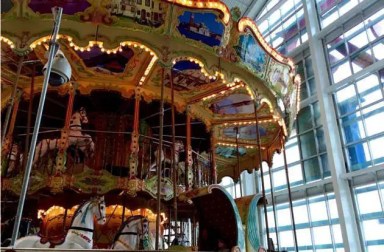 Palisades-Mall-Carousel-Rockland