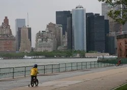 Resizedgov-island-skyline