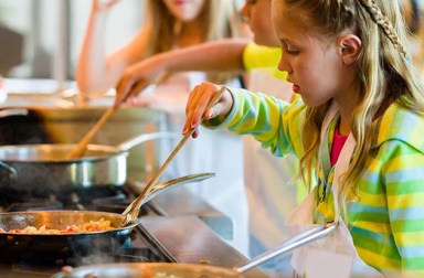 amy-rosen-cooking