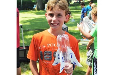 badger-day-camp-steam-program-rocket-building