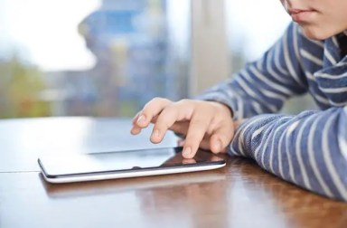 boy-using-tablet