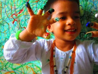 boy-with-finger-paint