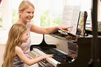 child-playing-piano