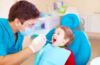 child-with-dentist