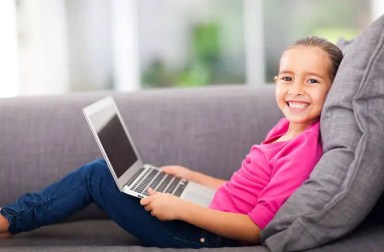 child-with-laptop