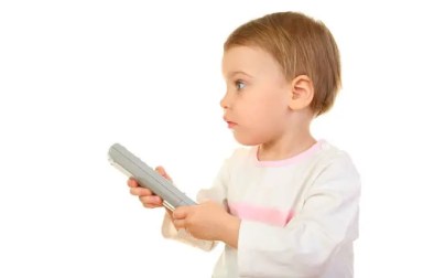 child-with-remote