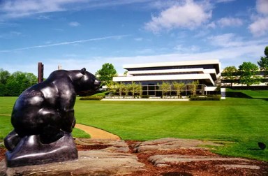 david-wynnes-grizzly-bear-pepsico-sculpture-park