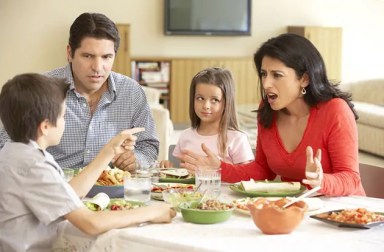 family-fighting-at-table