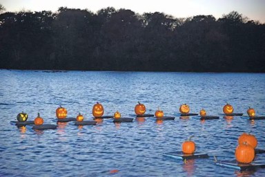 jack-o-lantern-spectacular-sail2