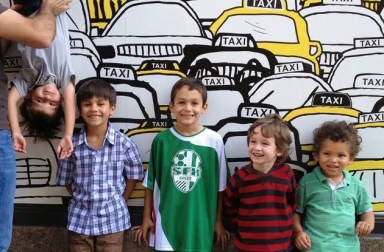 kids-by-taxi-mural