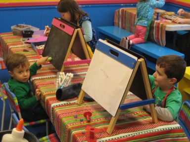 kids-drawing-with-chalk