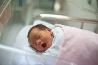 newborn-infant-girl