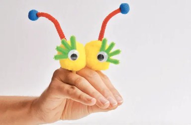 pompom-hand-puppet-diy