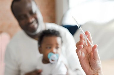 vaccinating-babies