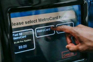 Farewell NYC MetroCards: MTA to End Sales